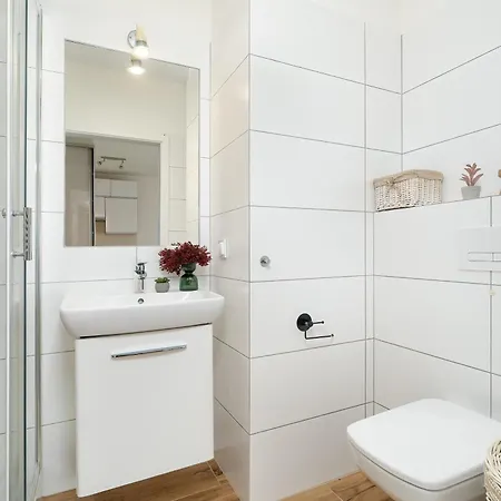 Daire Przytulny Z Balkonem W Centrum Poznania By Renters *