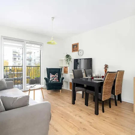 Przytulny Z Balkonem W Centrum Poznania By Renters 아파트