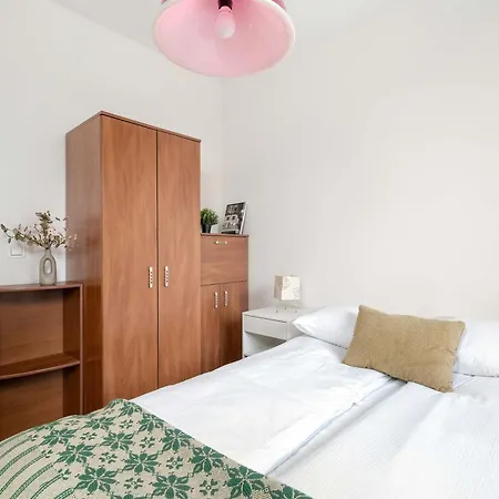 Przytulny Z Balkonem W Centrum Poznania By Renters 포즈난