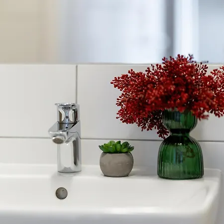 Przytulny Z Balkonem W Centrum Poznania By Renters 아파트 *